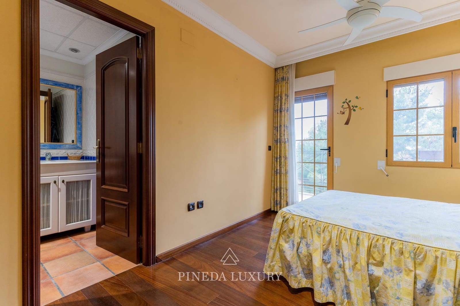 5 soverom Villa til salgs i Pucol med svømmebasseng garasje - € 1 645 000 (Ref: 9406840)