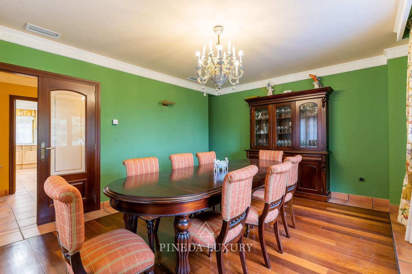 5 soverom Villa til salgs i Pucol med svømmebasseng garasje - € 1 645 000 (Ref: 9406840)