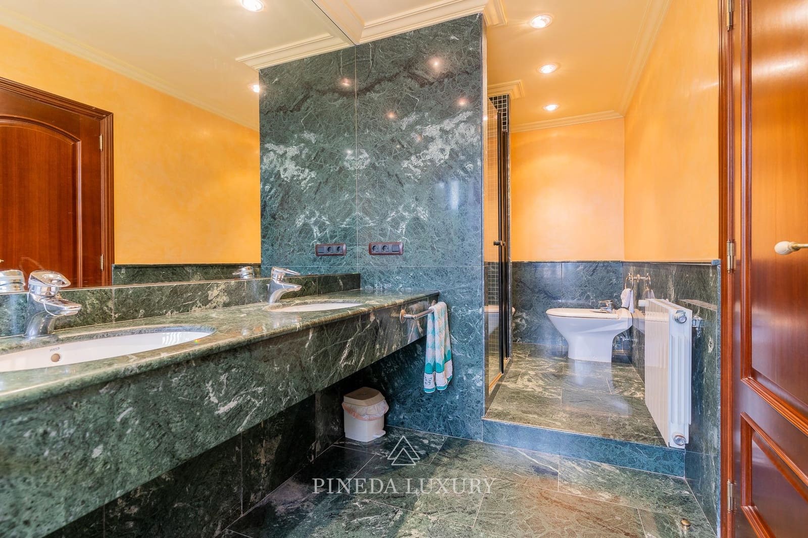 5 soverom Villa til salgs i Pucol med svømmebasseng garasje - € 1 645 000 (Ref: 9406840)