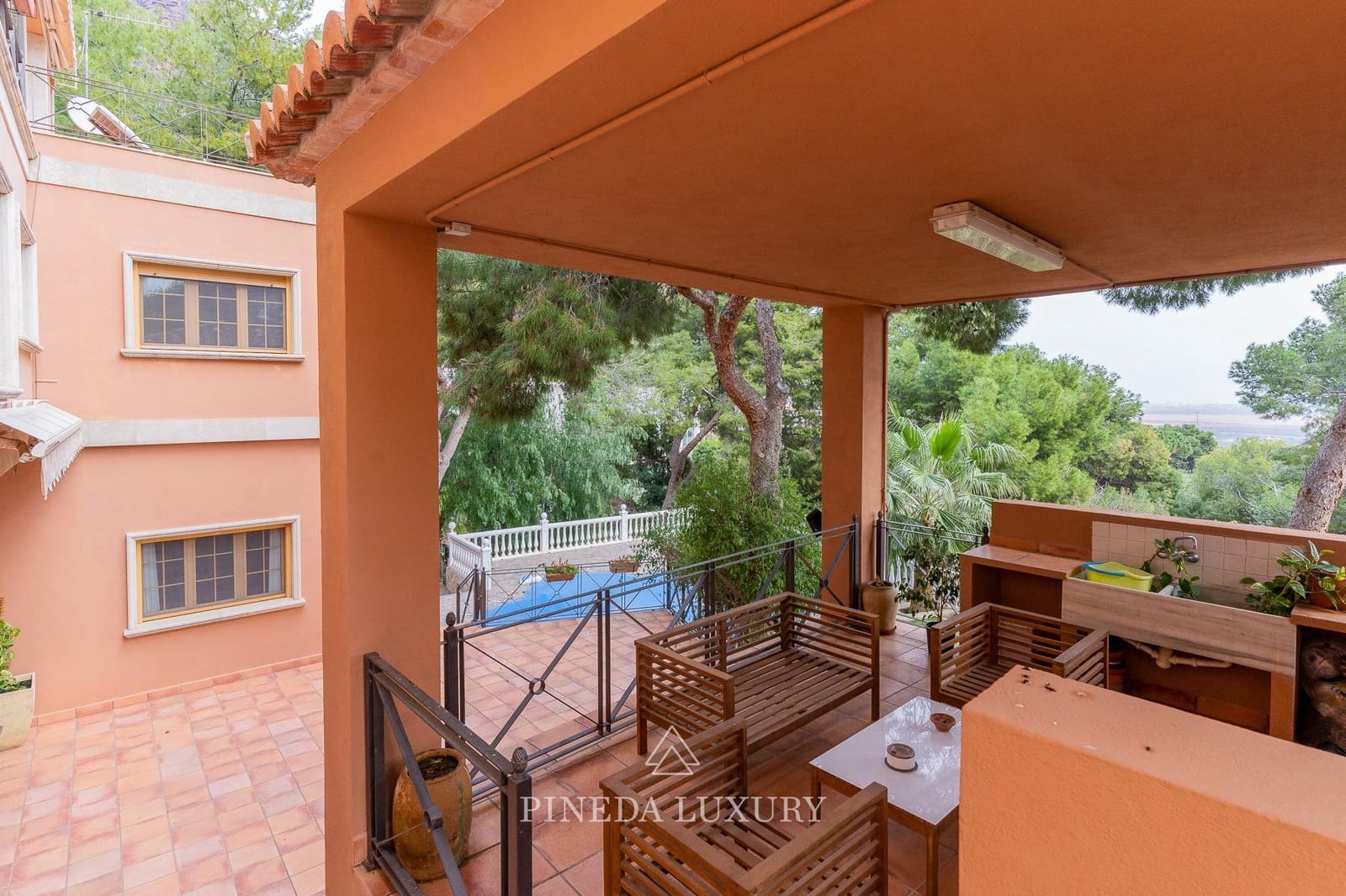 5 soverom Villa til salgs i Pucol med svømmebasseng garasje - € 1 645 000 (Ref: 9406840)