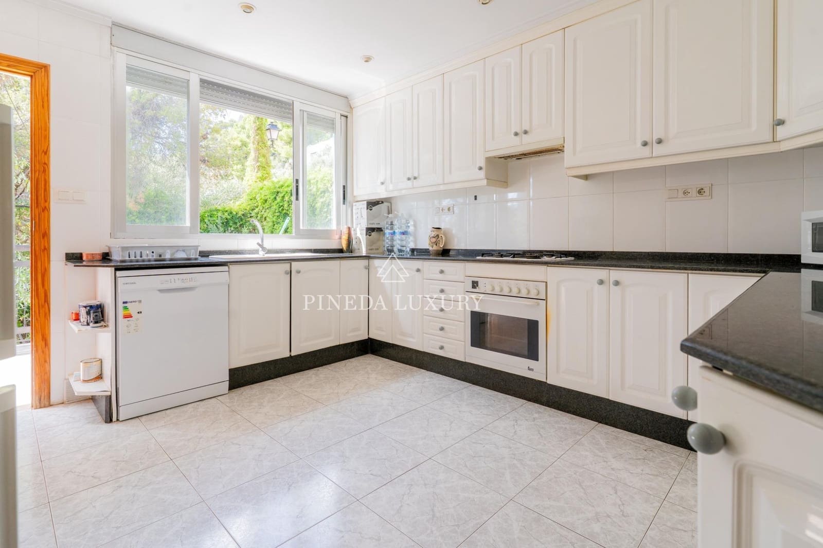 4 soverom Villa til salgs i Pucol med garasje - € 550 000 (Ref: 9406841)