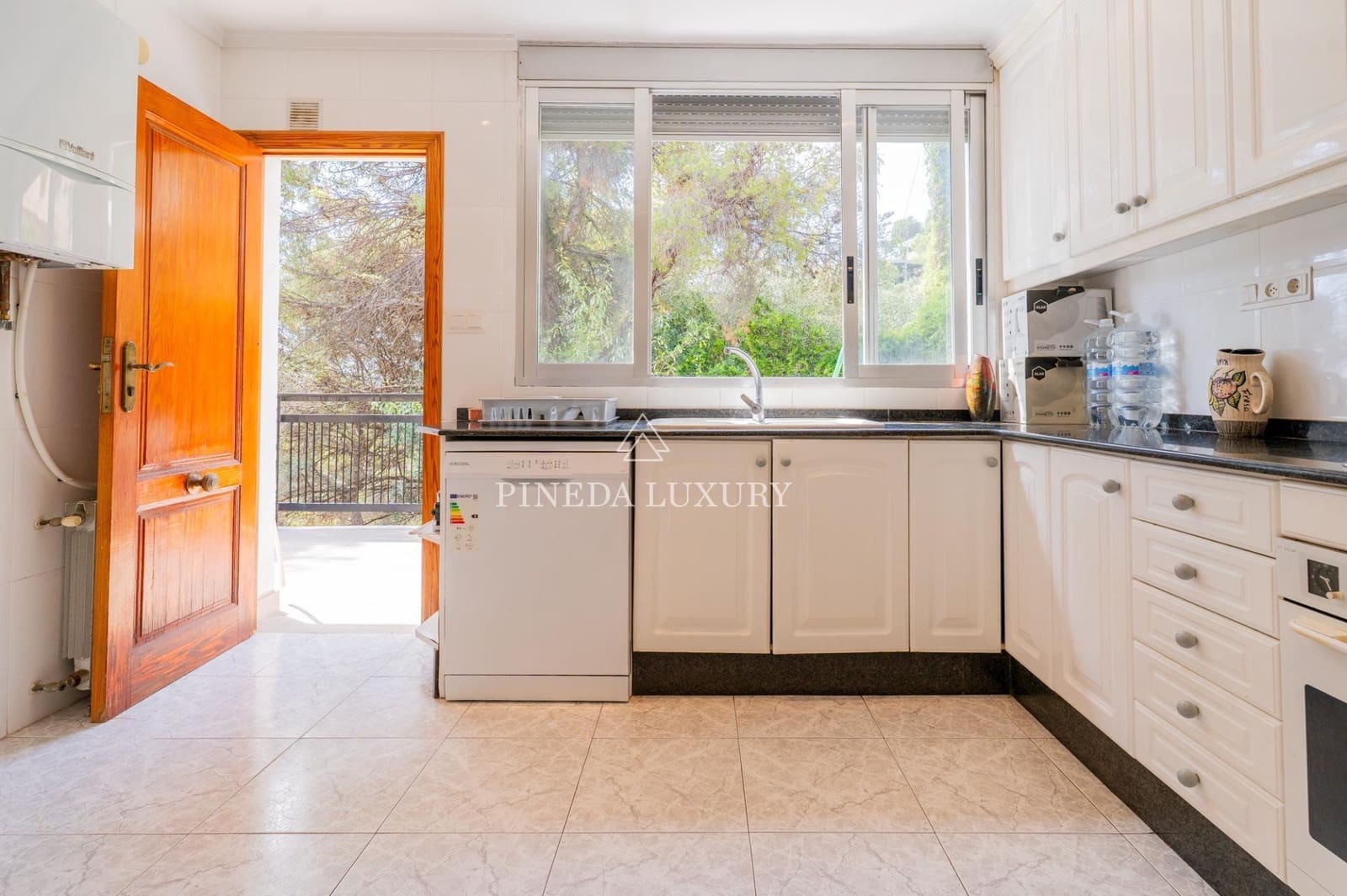 4 soverom Villa til salgs i Pucol med garasje - € 550 000 (Ref: 9406841)