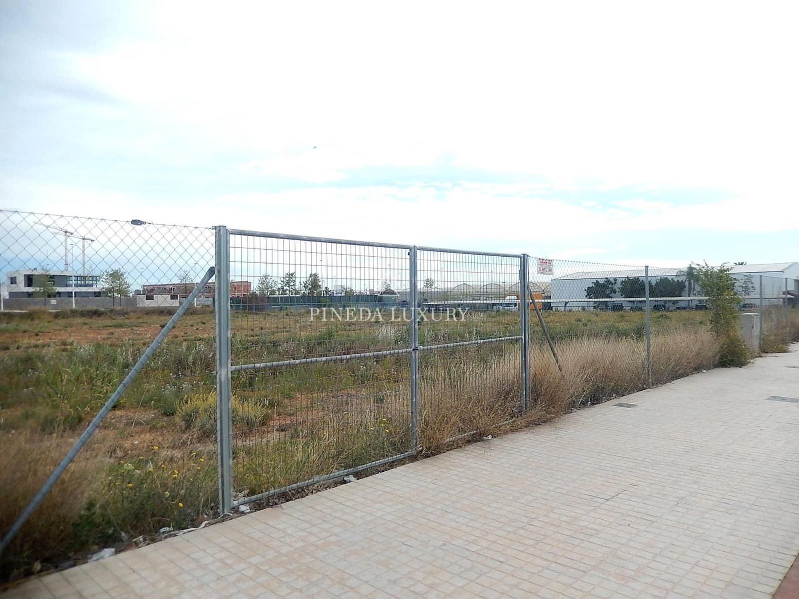 Building Plot for sale in Sagunto / Sagunt - € 587,000 (Ref: 9406844)