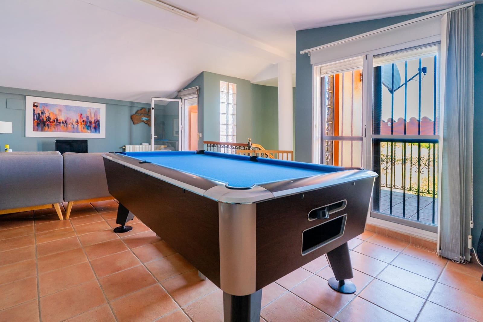 4 makuuhuone Huvila myytävänä paikassa Puig mukana 
autotalli - 1 150 000 € (Ref: 9414090)