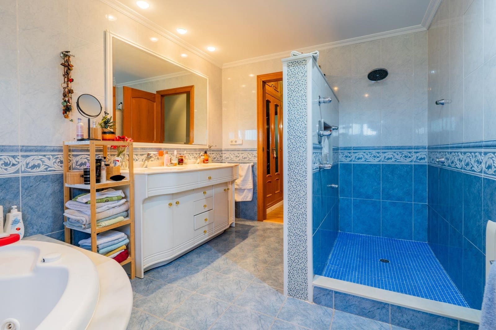 4 makuuhuone Huvila myytävänä paikassa Puig mukana 
autotalli - 1 150 000 € (Ref: 9414090)