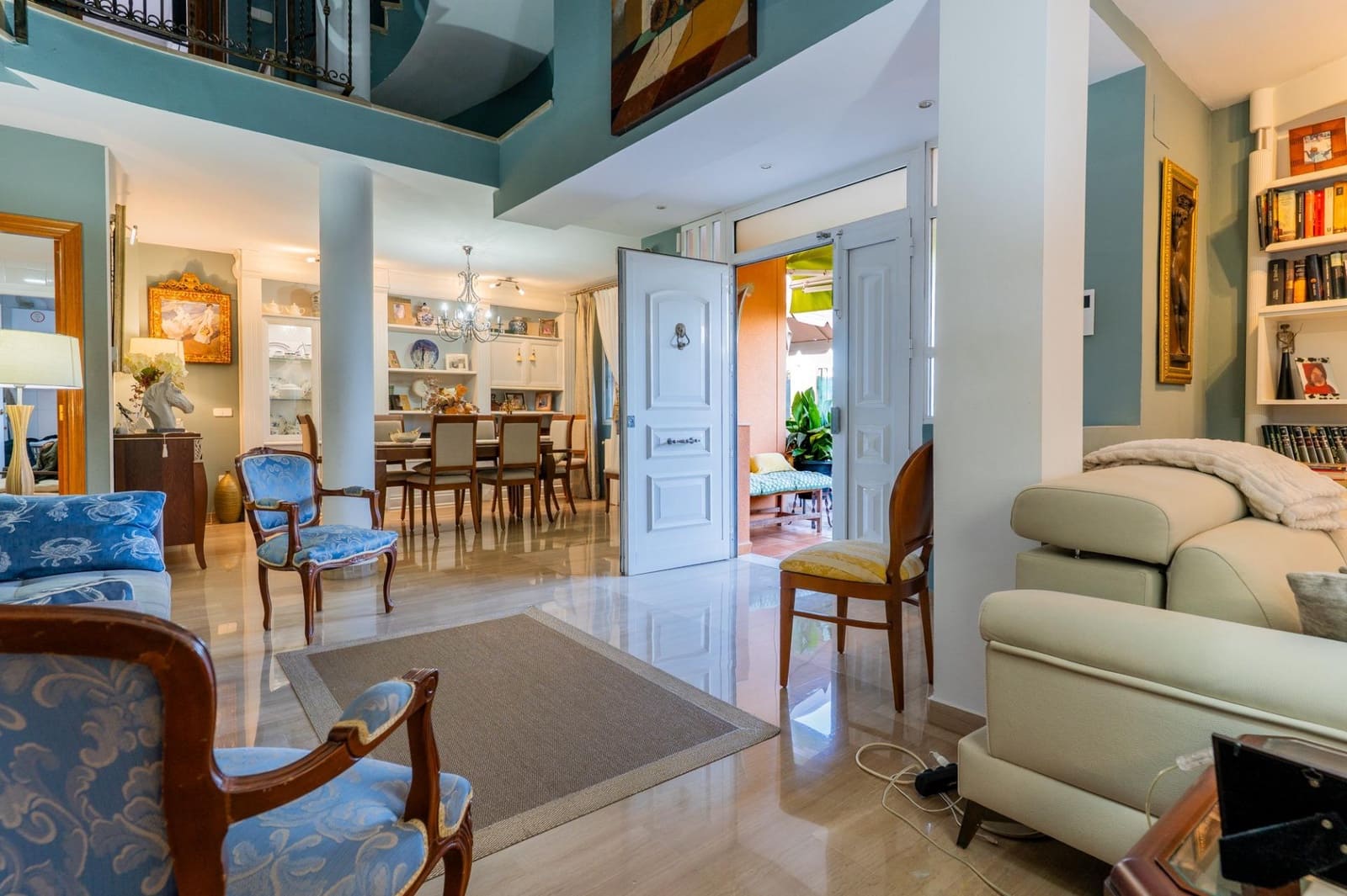 4 makuuhuone Huvila myytävänä paikassa Puig mukana 
autotalli - 1 150 000 € (Ref: 9414090)