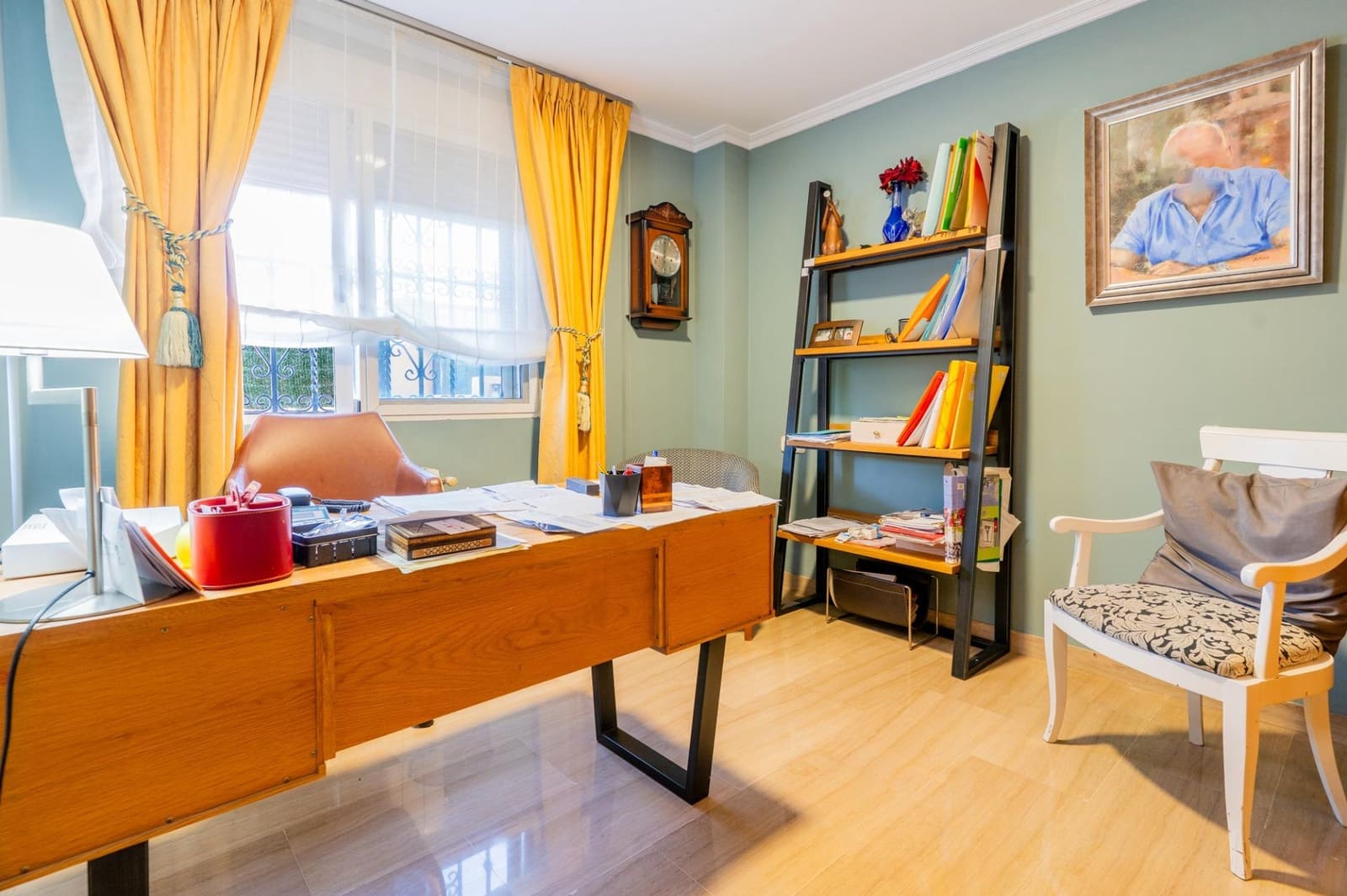 4 makuuhuone Huvila myytävänä paikassa Puig mukana 
autotalli - 1 150 000 € (Ref: 9414090)