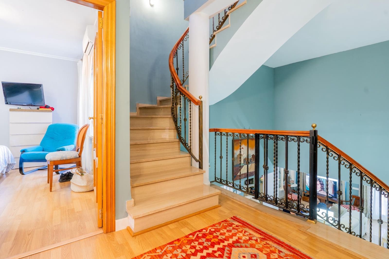 4 makuuhuone Huvila myytävänä paikassa Puig mukana 
autotalli - 1 150 000 € (Ref: 9414090)