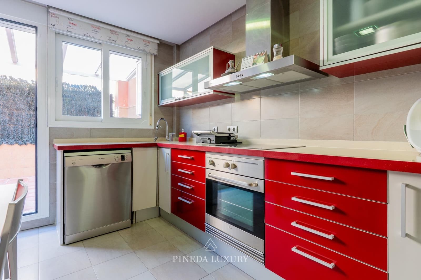 3 soverom Rekkehus til salgs i Puig med garasje - € 490 000 (Ref: 9414091)