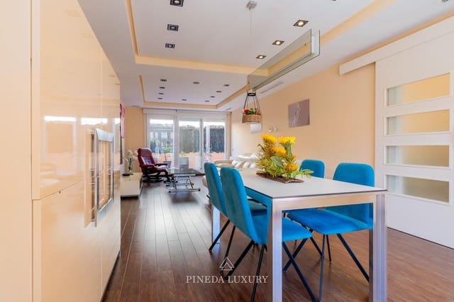 Adosado de 3 habitaciones en Puig en venta con garaje - 490.000 € (Ref: 9414091)