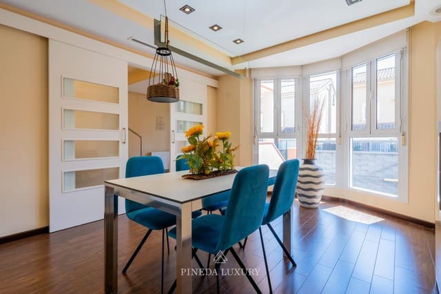 Adosado de 3 habitaciones en Puig en venta con garaje - 490.000 € (Ref: 9414091)