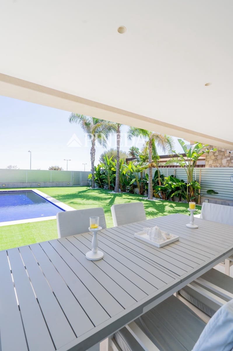 6 bedroom Villa for sale in Sagunto / Sagunt with pool garage - € 1,650,000 (Ref: 9414092)