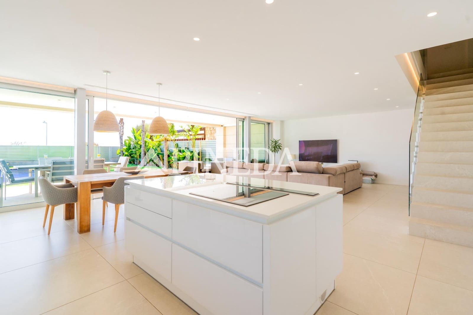 6 bedroom Villa for sale in Sagunto / Sagunt with pool garage - € 1,650,000 (Ref: 9414092)