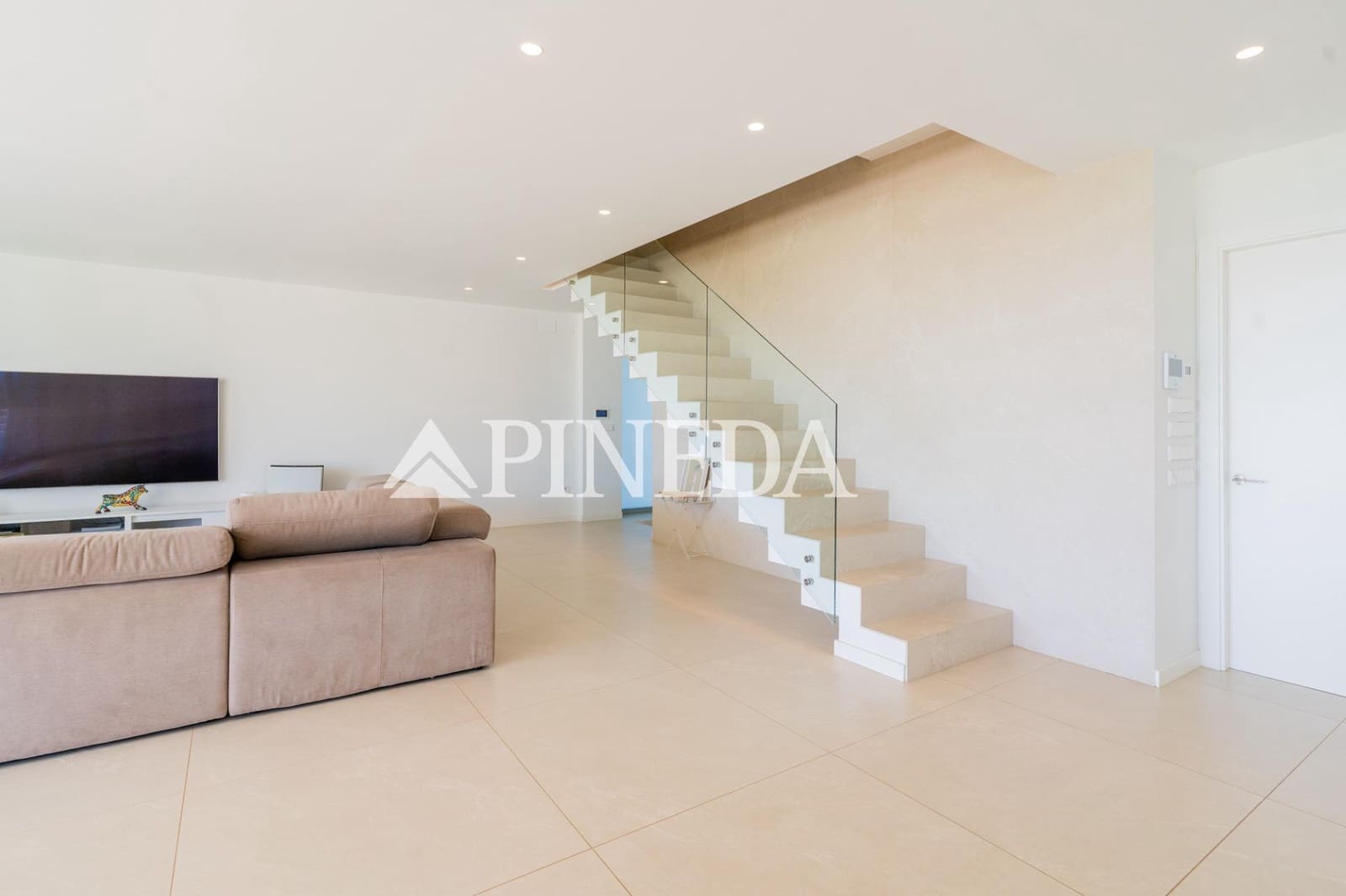 6 bedroom Villa for sale in Sagunto / Sagunt with pool garage - € 1,650,000 (Ref: 9414092)