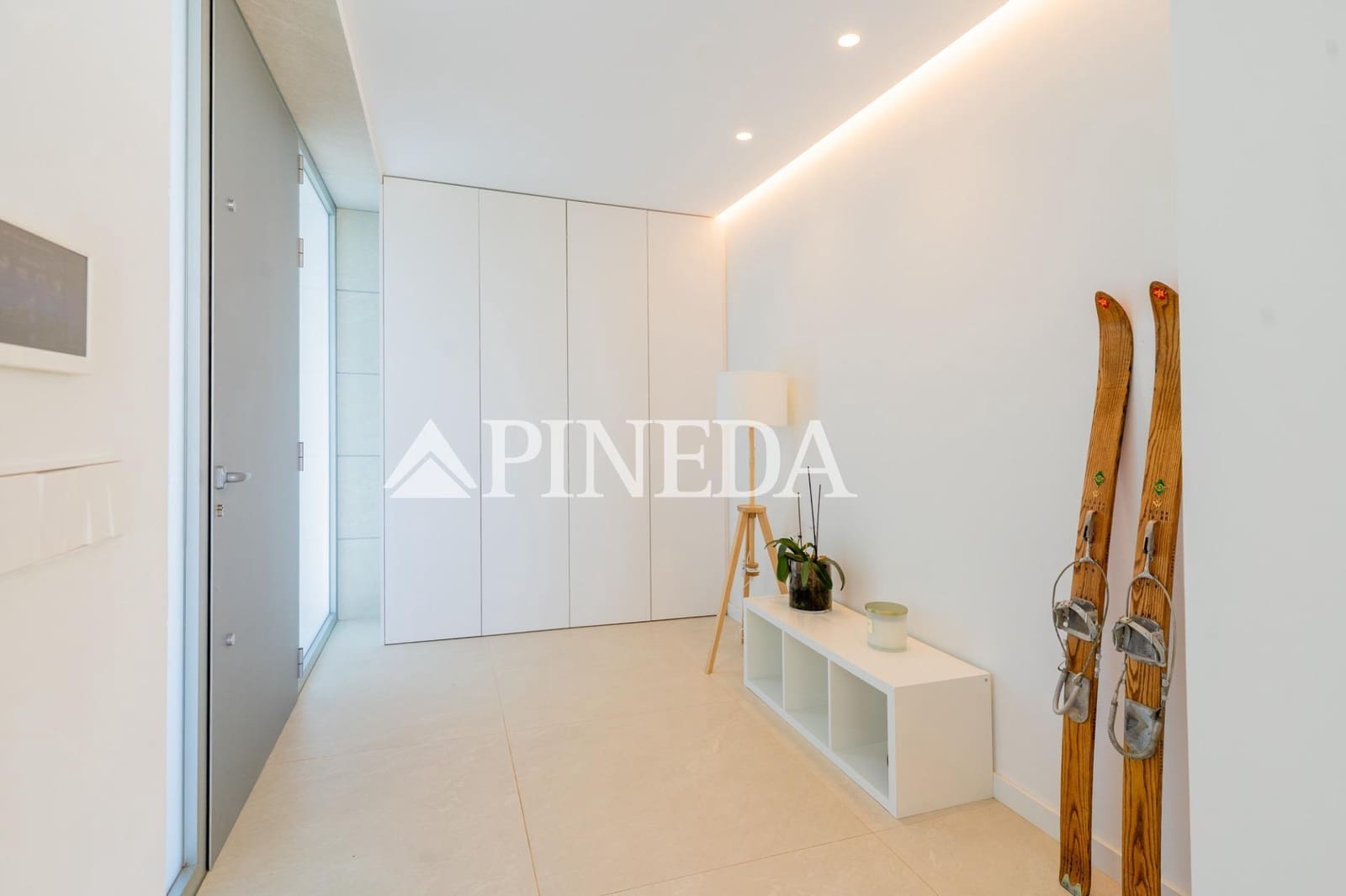 6 bedroom Villa for sale in Sagunto / Sagunt with pool garage - € 1,650,000 (Ref: 9414092)