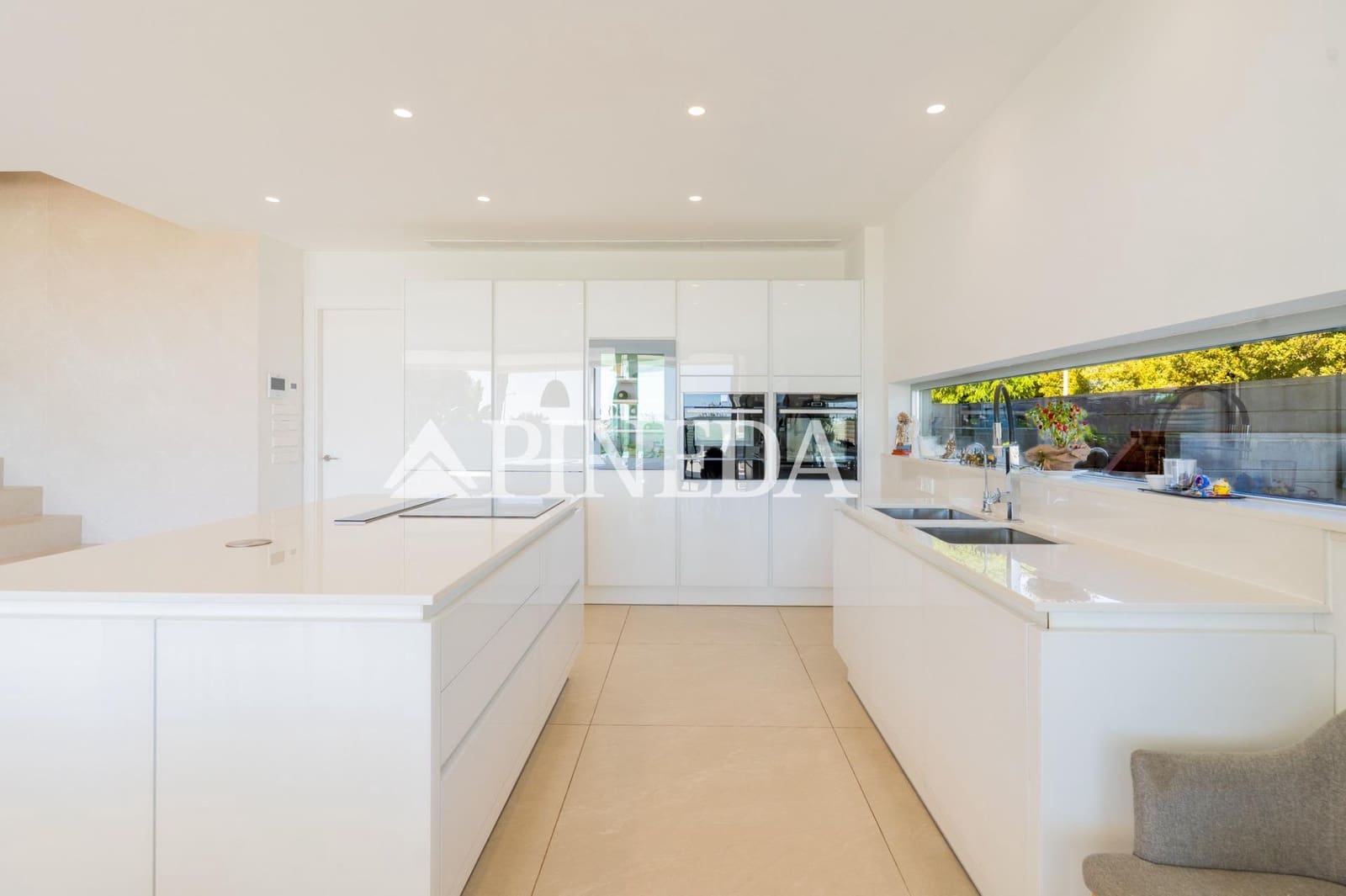 6 bedroom Villa for sale in Sagunto / Sagunt with pool garage - € 1,650,000 (Ref: 9414092)