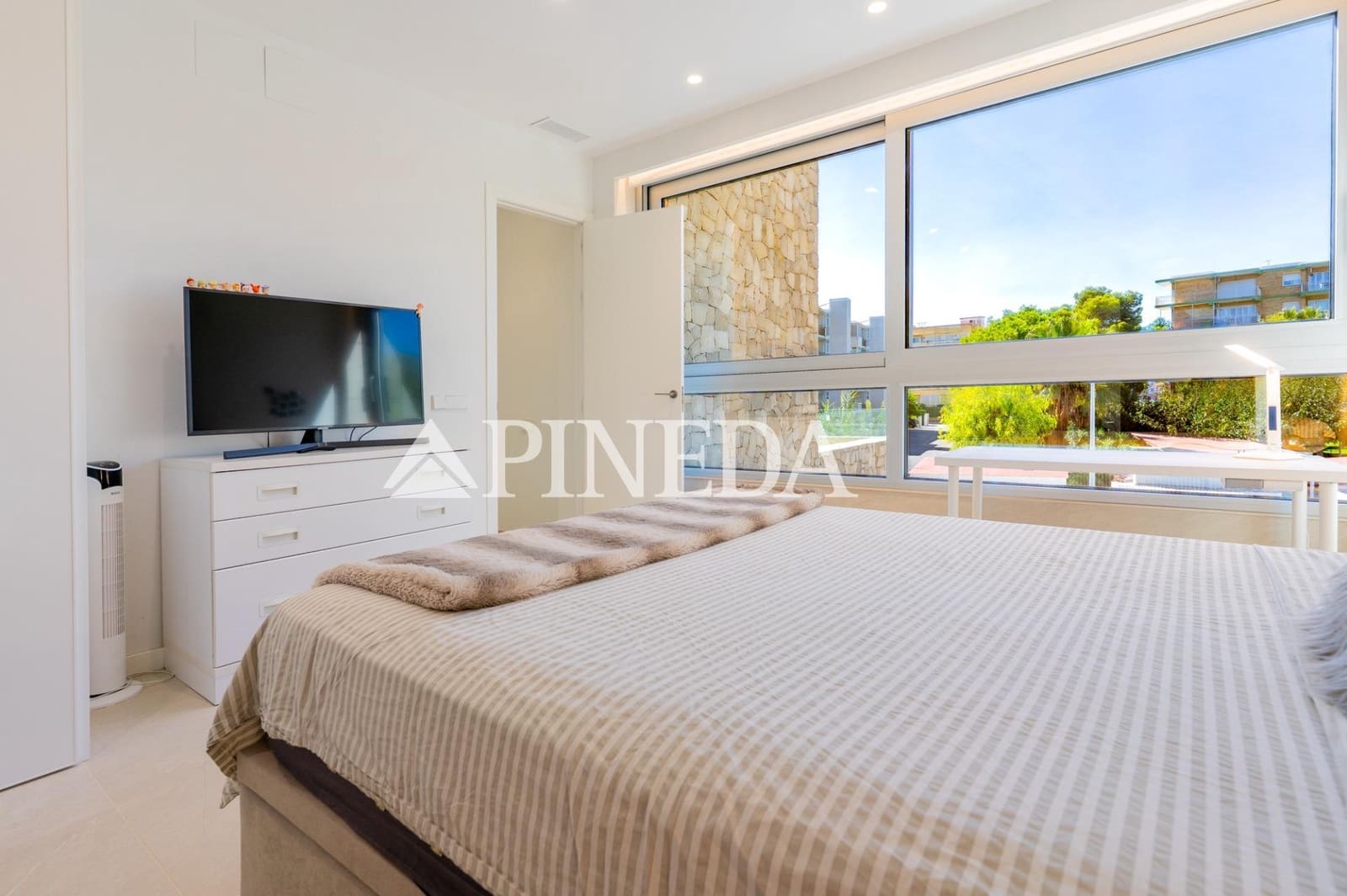 6 bedroom Villa for sale in Sagunto / Sagunt with pool garage - € 1,650,000 (Ref: 9414092)