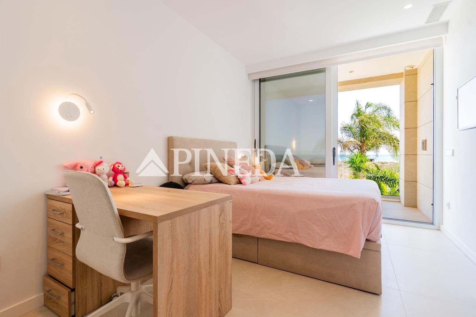 6 bedroom Villa for sale in Sagunto / Sagunt with pool garage - € 1,650,000 (Ref: 9414092)