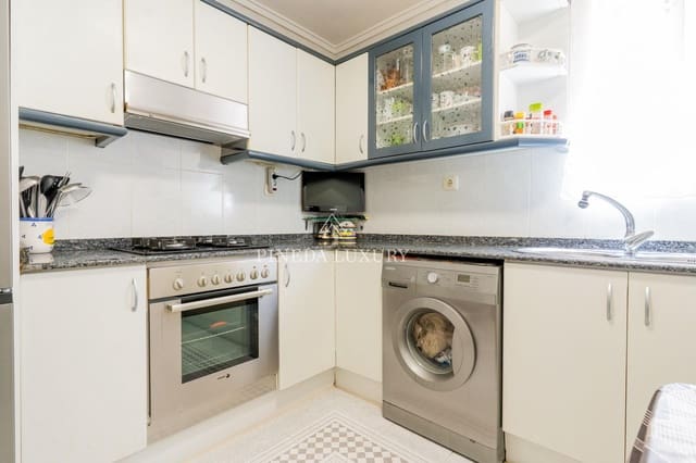 3 soveværelse Lejlighed til salg i Algiros, Valencia by - € 352.000 (Ref: 9415918)