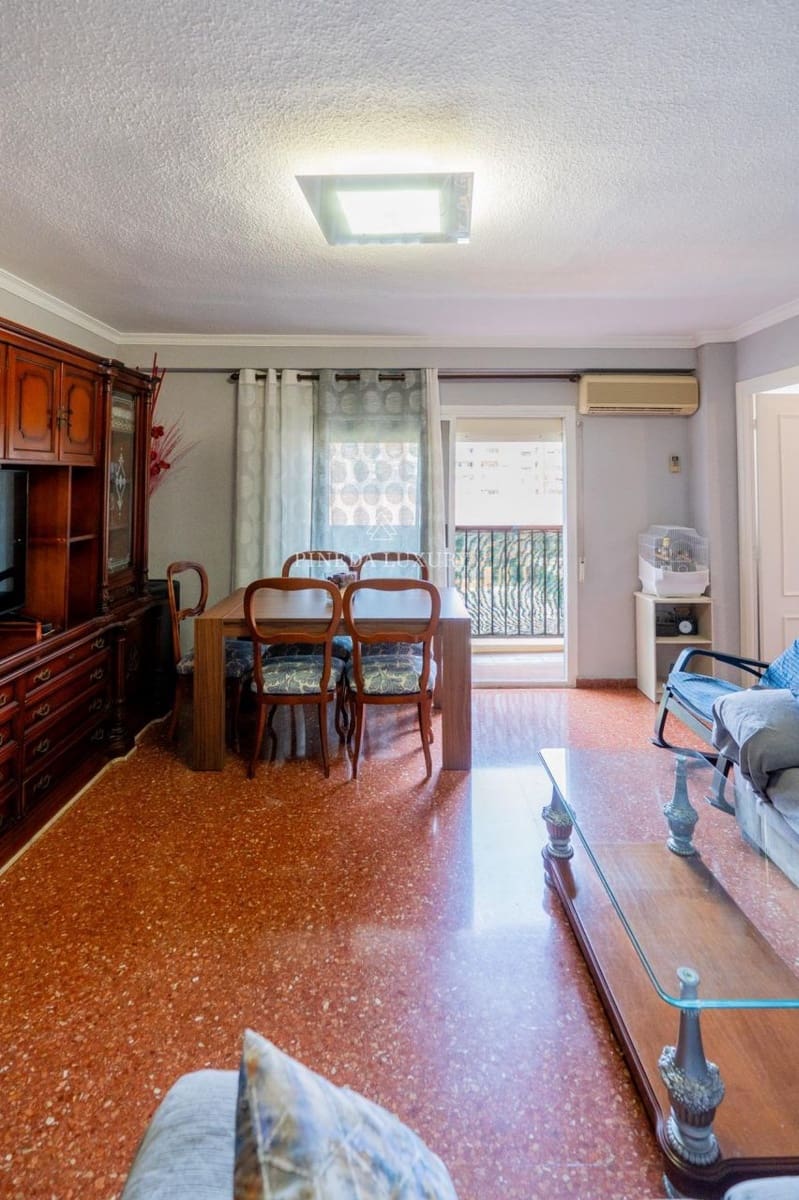 3 makuuhuone Asunto myytävänä paikassa Valencia kaupunki - 352 000 € (Ref: 9415918)