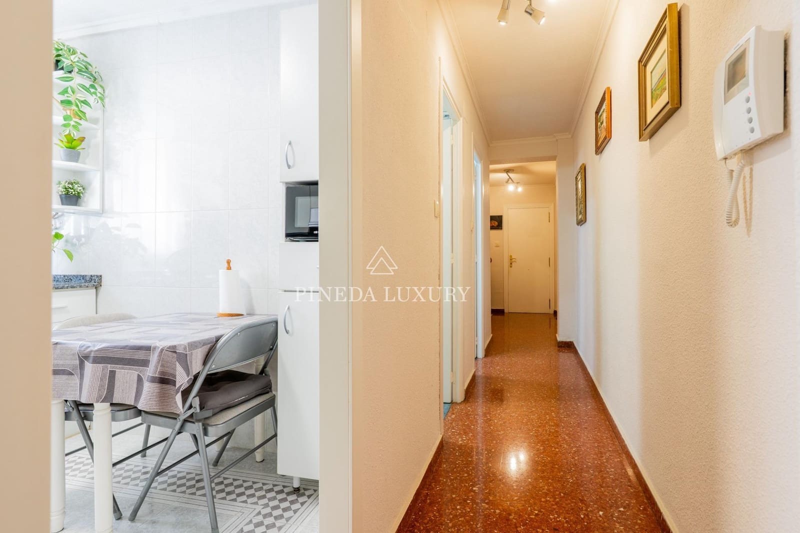 3 makuuhuone Asunto myytävänä paikassa Valencia kaupunki - 352 000 € (Ref: 9415918)