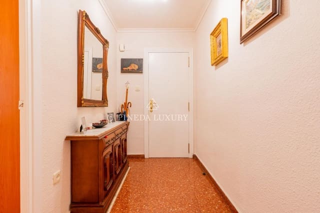 3 soveværelse Lejlighed til salg i Algiros, Valencia by - € 352.000 (Ref: 9415918)