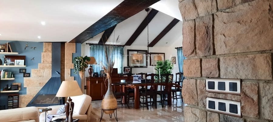 4 makuuhuone Huvila myytävänä paikassa Pucol mukana uima-altaan 
autotalli - 1 100 000 € (Ref: 9482037)