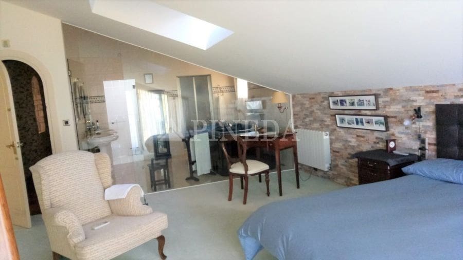 4 makuuhuone Huvila myytävänä paikassa Pucol mukana uima-altaan 
autotalli - 1 100 000 € (Ref: 9482037)