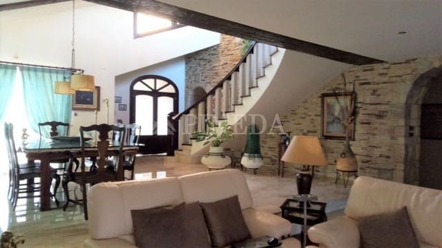 4 makuuhuone Huvila myytävänä paikassa Puçol mukana uima-altaan 
autotalli - 1 100 000 € (Ref: 9482037)