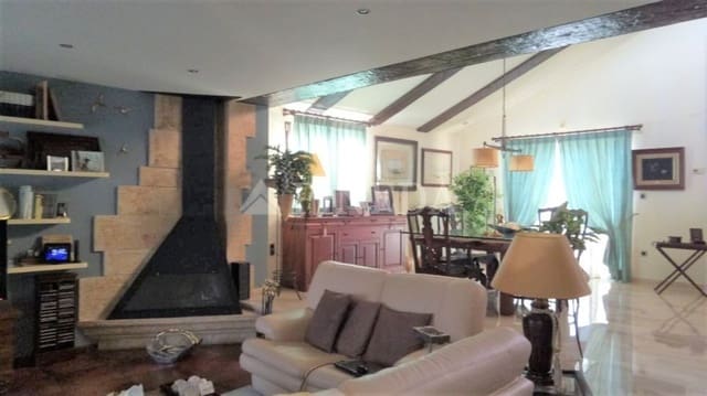 4 makuuhuone Huvila myytävänä paikassa Puçol mukana uima-altaan 
autotalli - 1 100 000 € (Ref: 9482037)