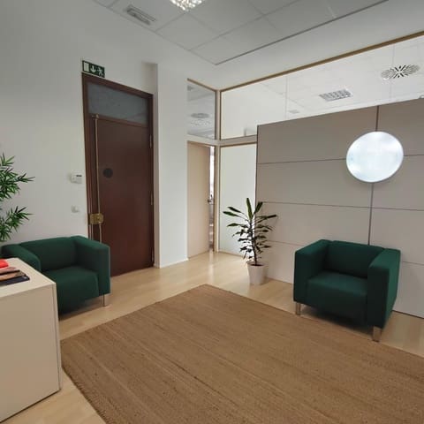 3 camera da letto Ufficio da affittare in Sant Francesc, Valencia città - 1.300 € (Rif: 9504287)