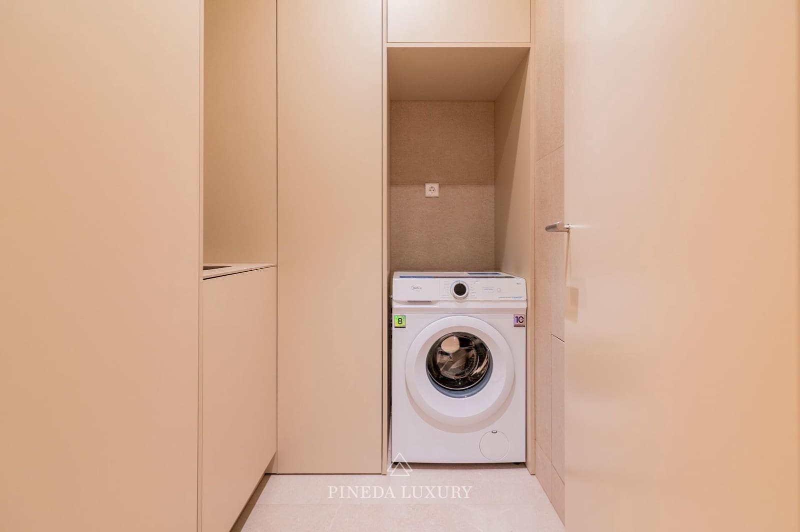 3 soverom Leilighet til salgs i Valencia by - € 1 350 000 (Ref: 9533719)