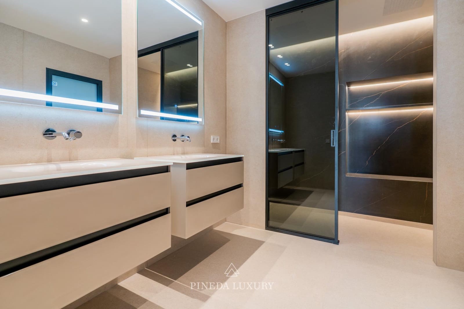 3 soverom Leilighet til salgs i Valencia by - € 1 350 000 (Ref: 9533719)