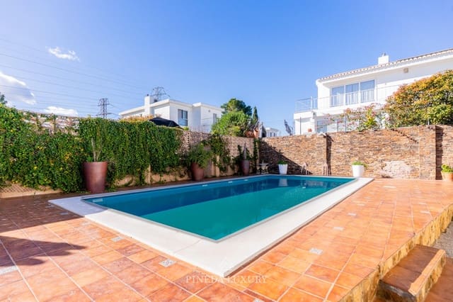 6 soveværelse Villa til salg i L'Eliana med garage - € 860.000 (Ref: 9599526)