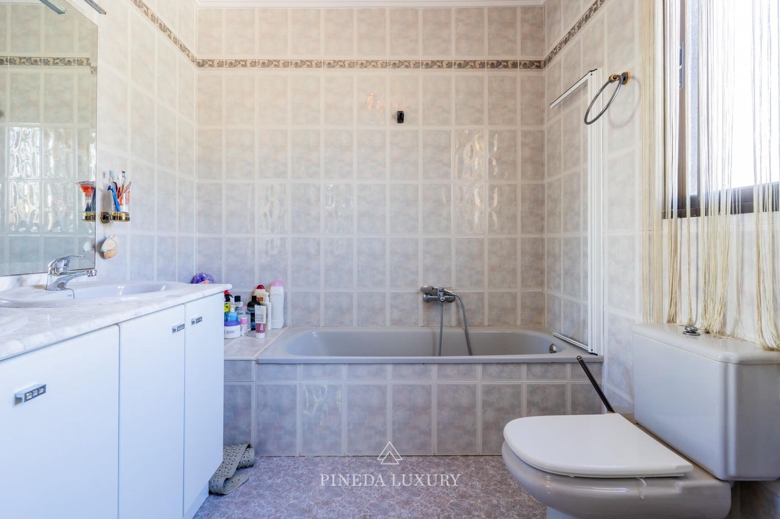 6 sypialnia Willa na sprzedaż w L'Eliana z garażem - 860 000 € (Ref: 9599526)