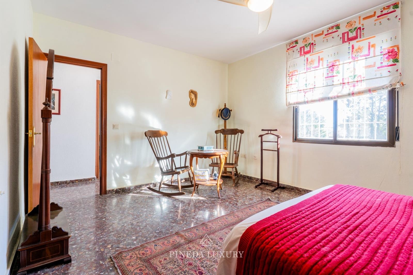 6 sypialnia Willa na sprzedaż w L'Eliana z garażem - 860 000 € (Ref: 9599526)