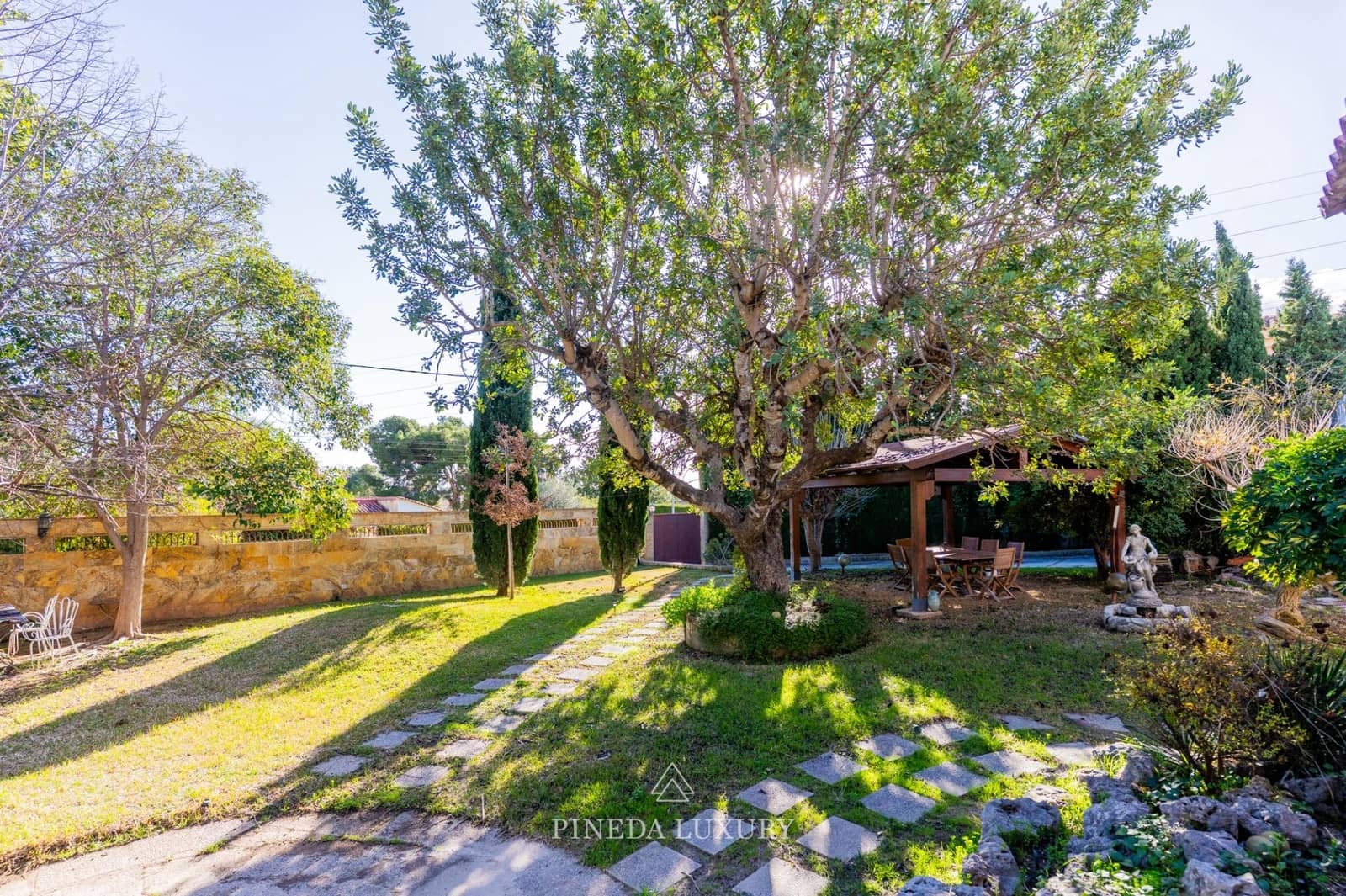 6 sypialnia Willa na sprzedaż w L'Eliana z garażem - 860 000 € (Ref: 9599526)