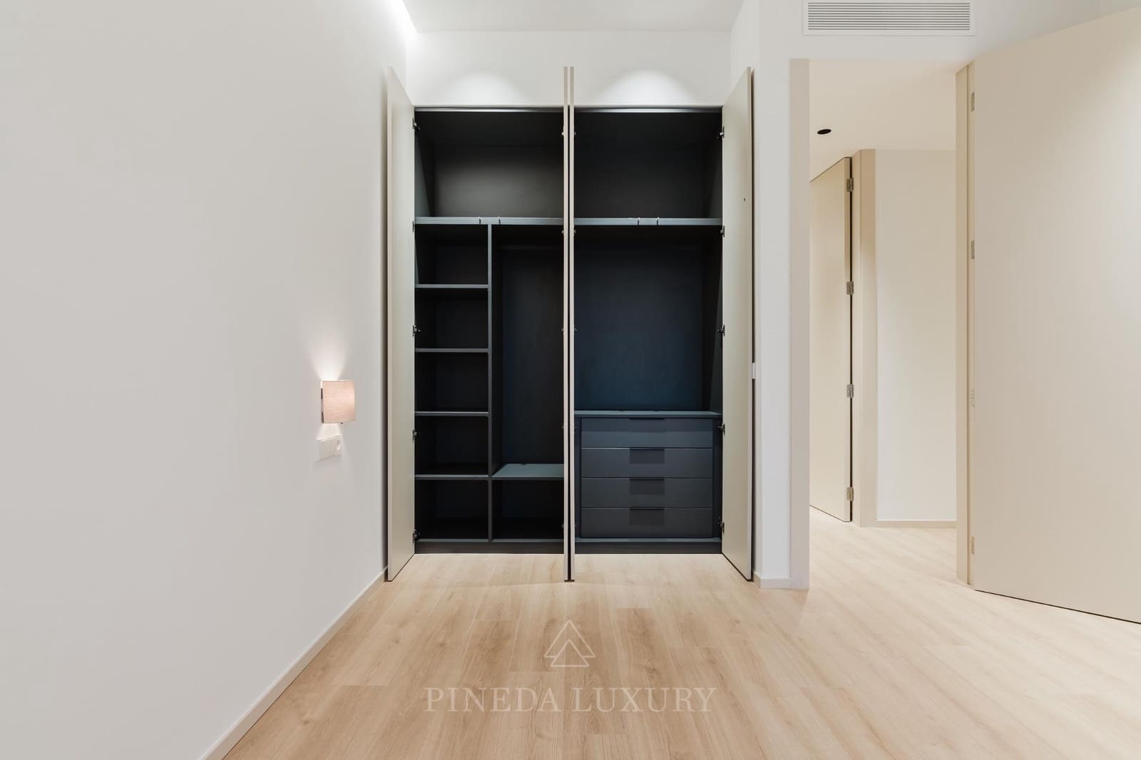 3 sypialnia Mieszkanie na sprzedaż w Miasto Walencja - 1 350 000 € (Ref: 9619222)