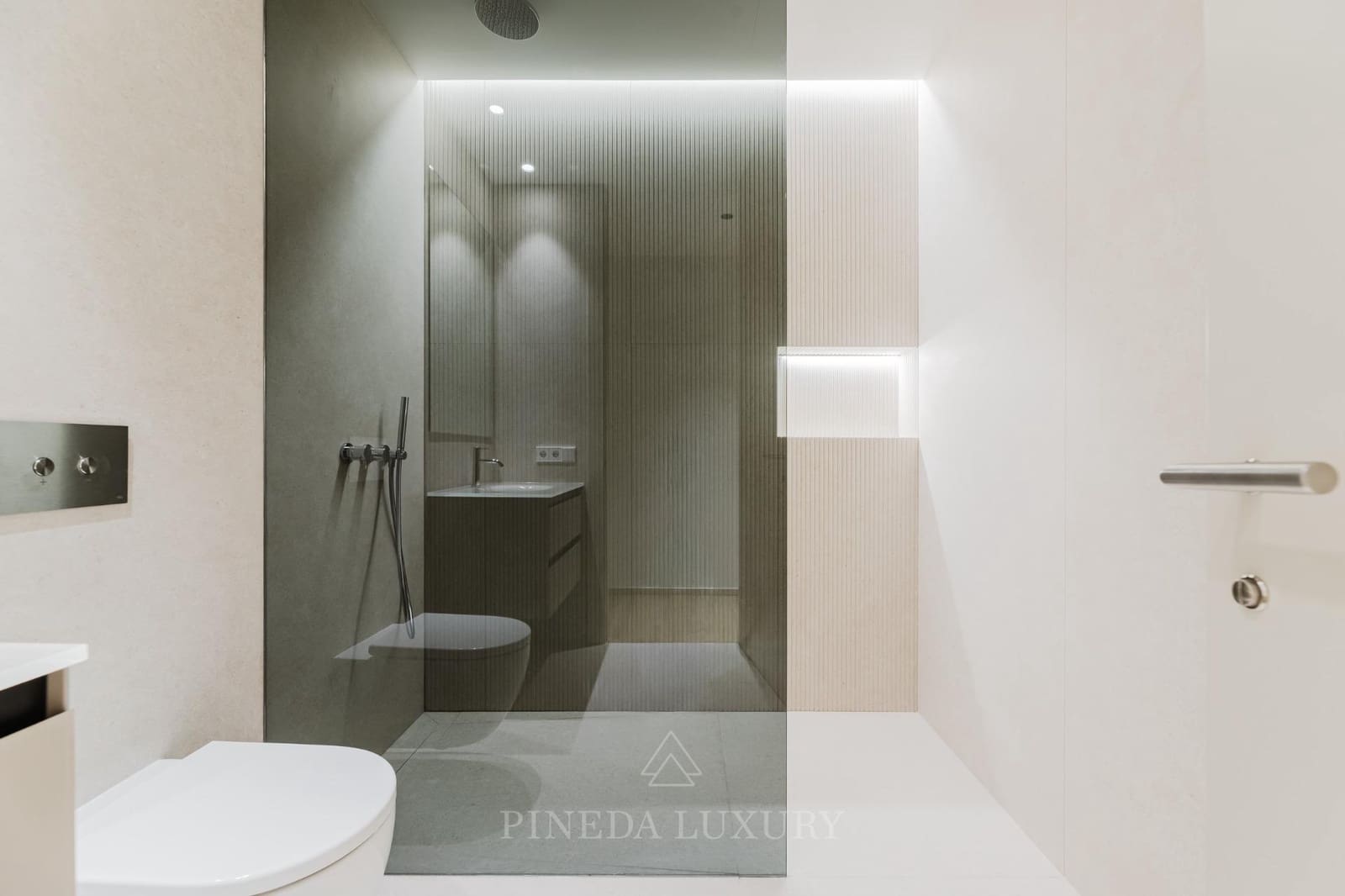 3 sypialnia Mieszkanie na sprzedaż w Miasto Walencja - 1 350 000 € (Ref: 9619222)