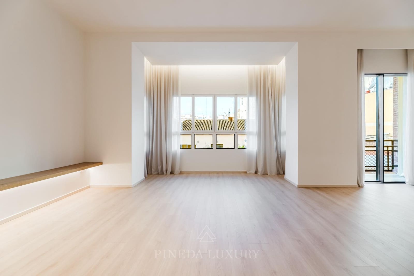 3 soveværelse Lejlighed til salg i Valencia by - € 1.350.000 (Ref: 9619222)
