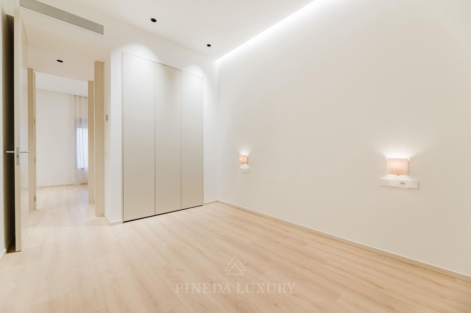 3 soveværelse Lejlighed til salg i Valencia by - € 1.350.000 (Ref: 9619222)