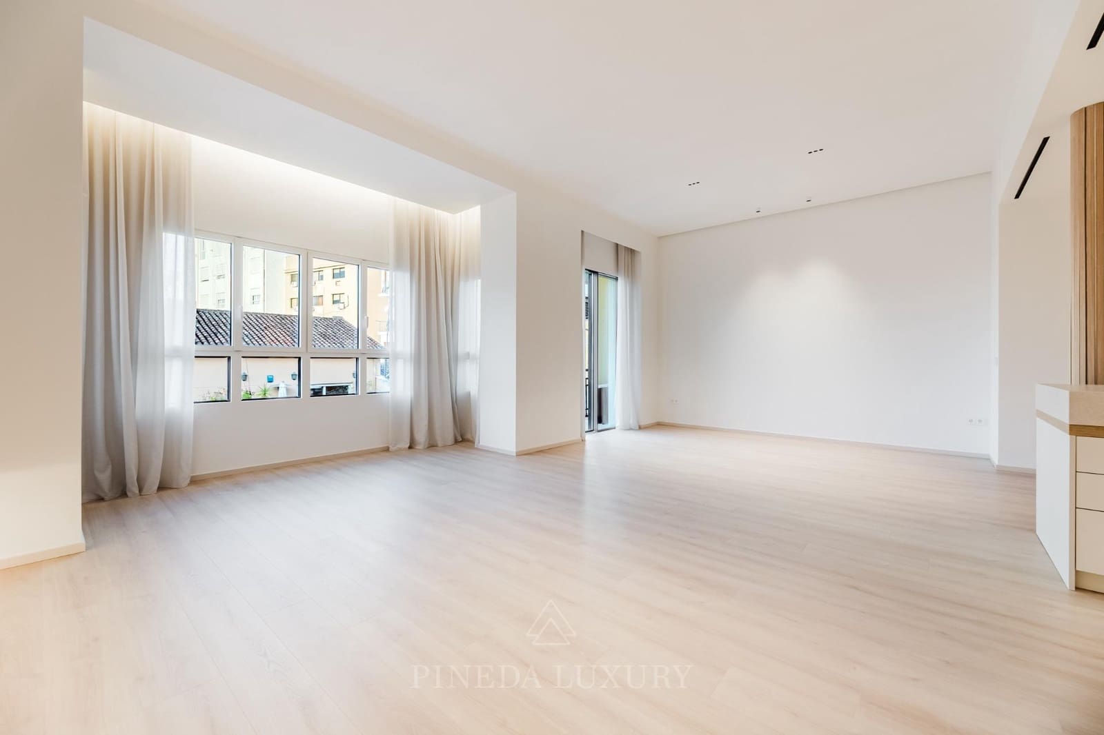 3 soveværelse Lejlighed til salg i Valencia by - € 1.350.000 (Ref: 9619222)