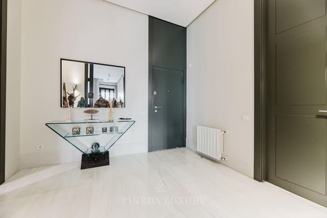 5 sovrum Lägenhet till salu i Sant Francesc, Valencia stad med garage - 2 575 000 € (Ref: 9625556)