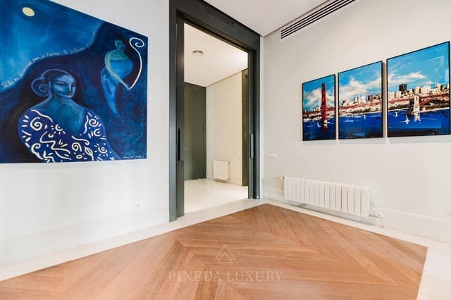 5 sovrum Lägenhet till salu i Sant Francesc, Valencia stad med garage - 2 575 000 € (Ref: 9625556)