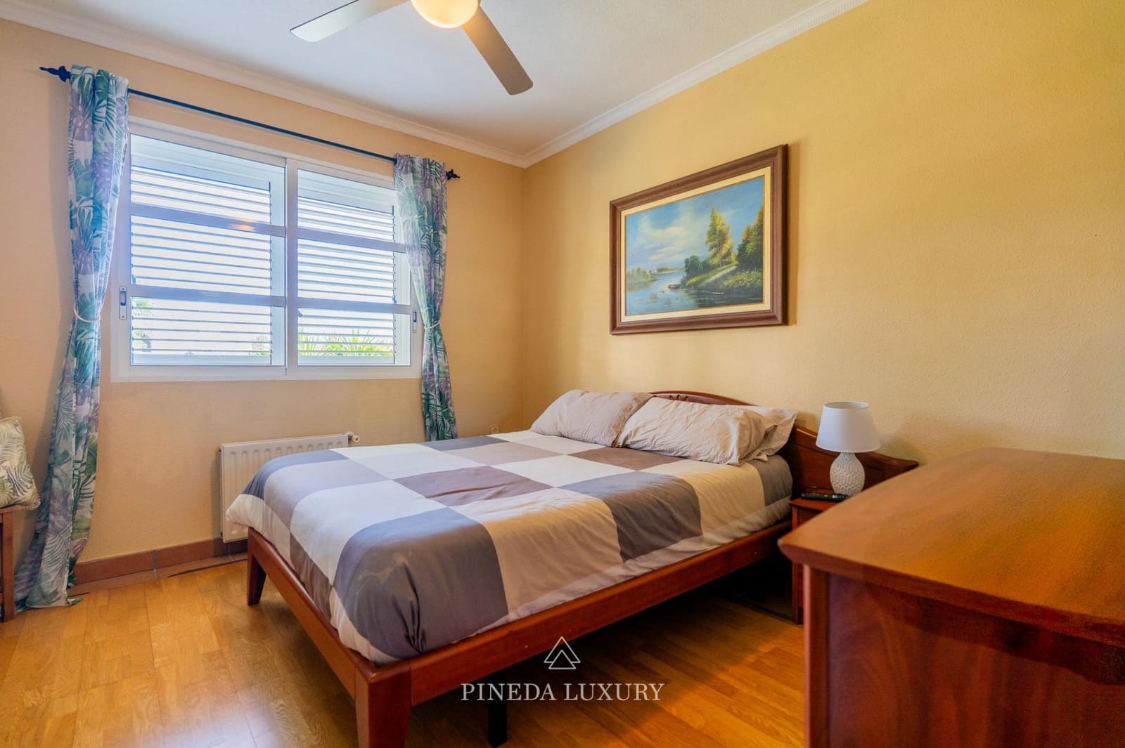 4 soveværelse Villa til salg i Pucol med swimmingpool garage - € 550.000 (Ref: 9732115)