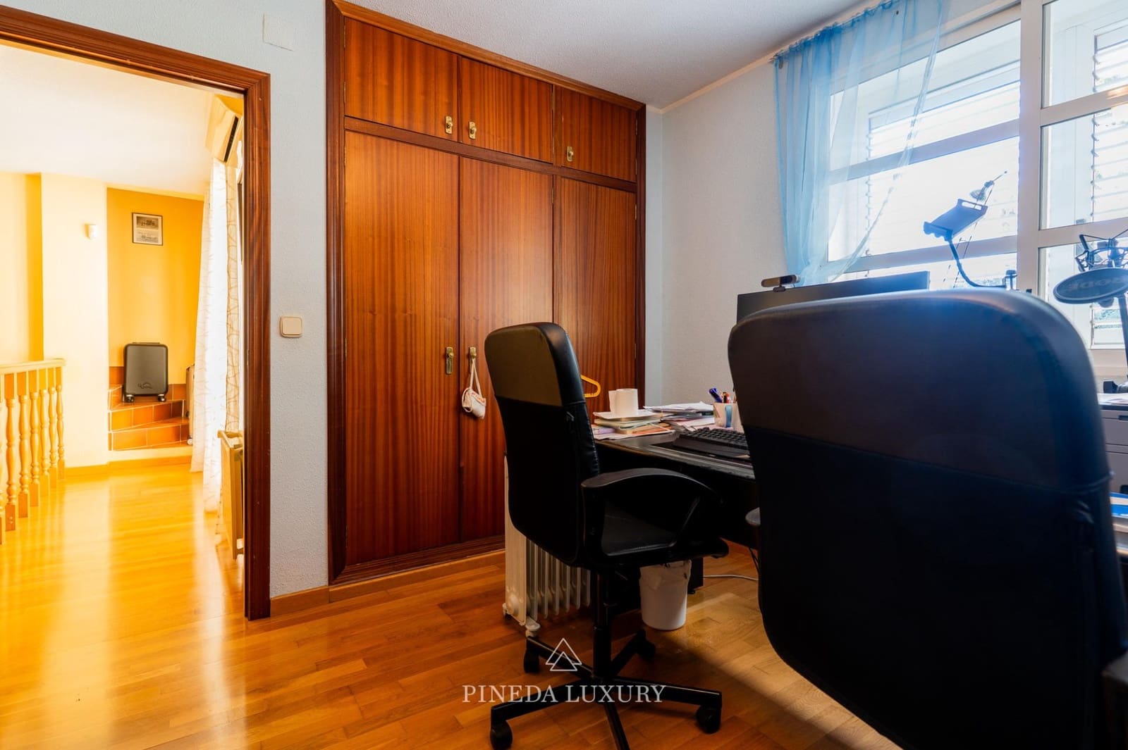 4 soveværelse Villa til salg i Pucol med swimmingpool garage - € 550.000 (Ref: 9732115)