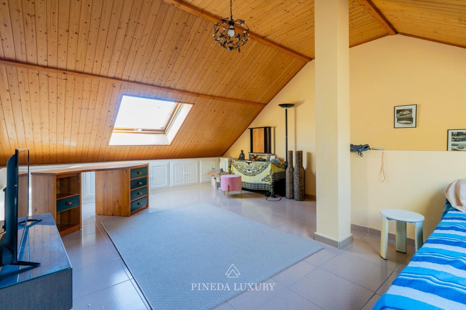 4 soveværelse Villa til salg i Pucol med swimmingpool garage - € 550.000 (Ref: 9732115)