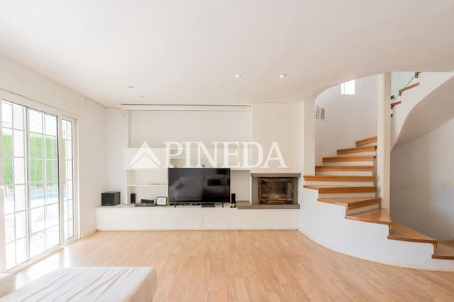 Chalet de 4 habitaciones en Puçol en venta con piscina - 849.000 € (Ref: 9799244)