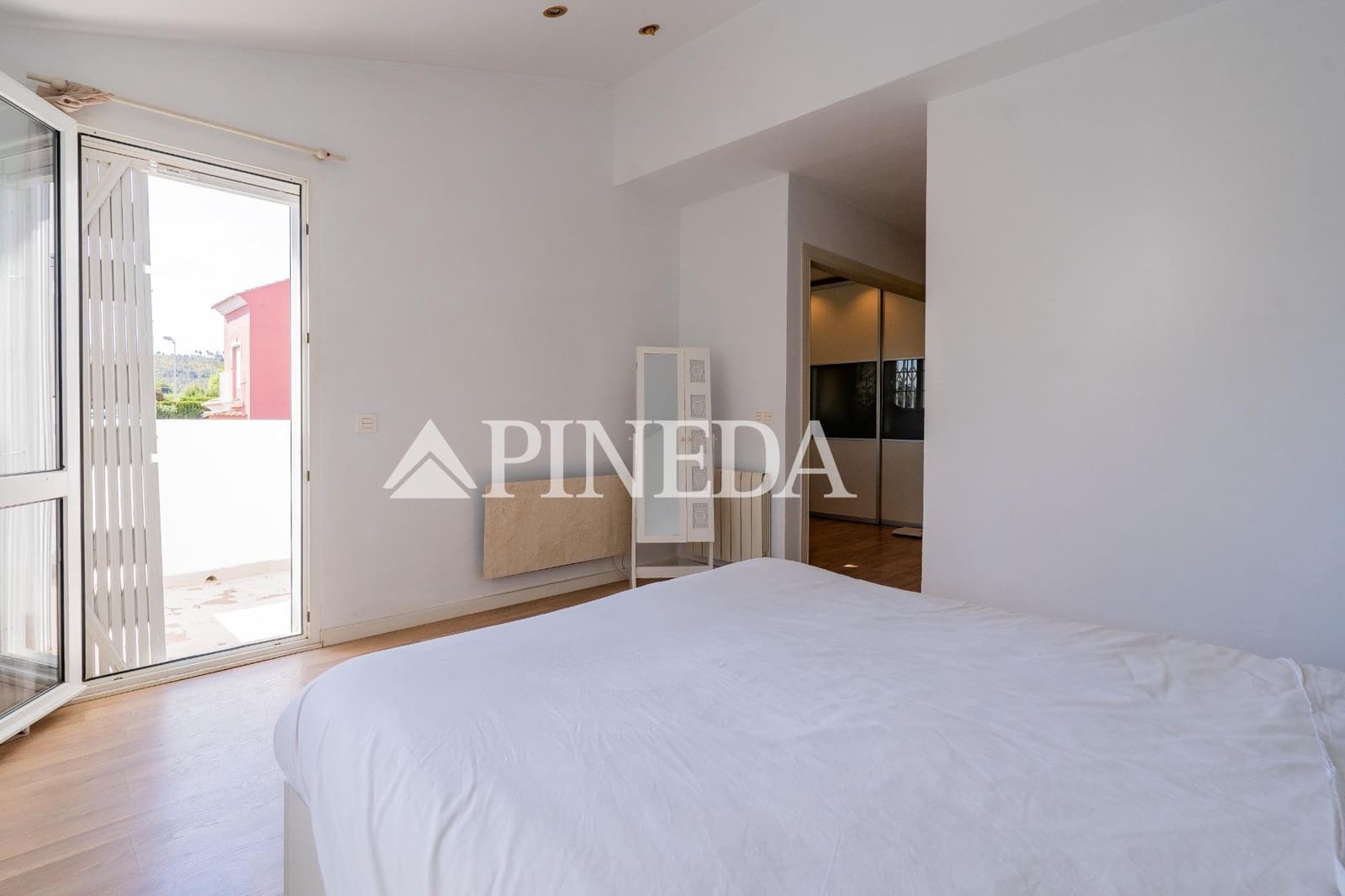 4 bedroom Villa for sale in Pucol with pool - € 849,000 (Ref: 9799244)