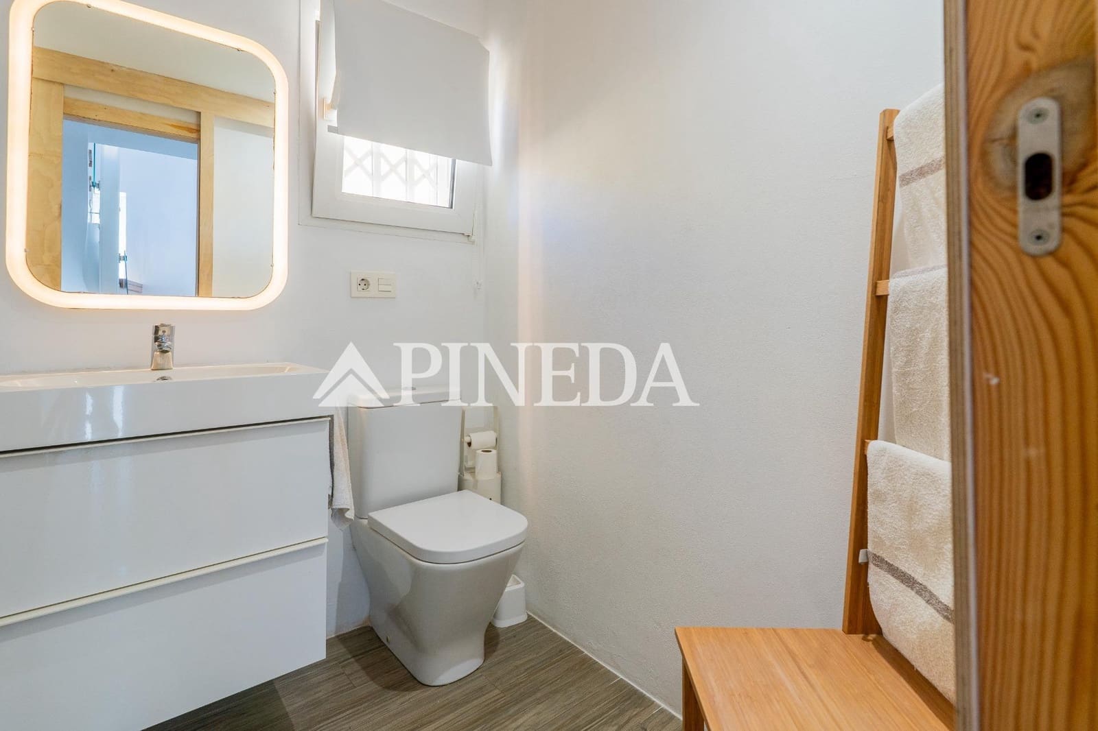 4 bedroom Villa for sale in Pucol with pool - € 849,000 (Ref: 9799244)